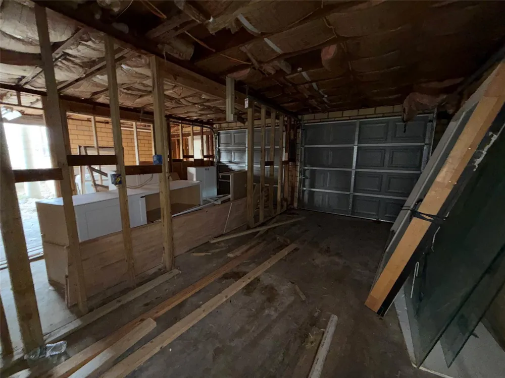 611 Mathis Street Houston, TX 77009
