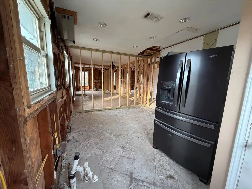 611 Mathis Street Houston, TX 77009
