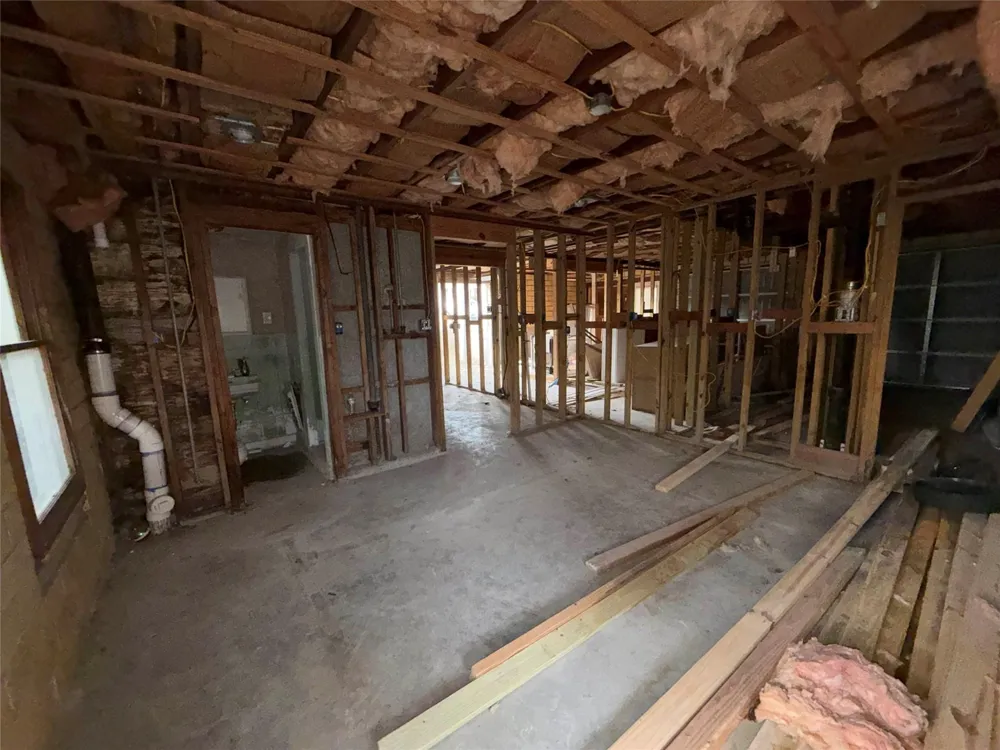 611 Mathis Street Houston, TX 77009