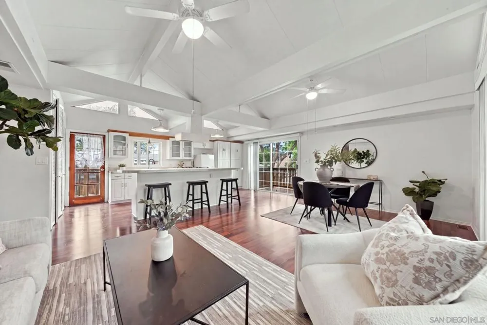 1120 Pepper Dr #SPC 141 El Cajon, CA 92021