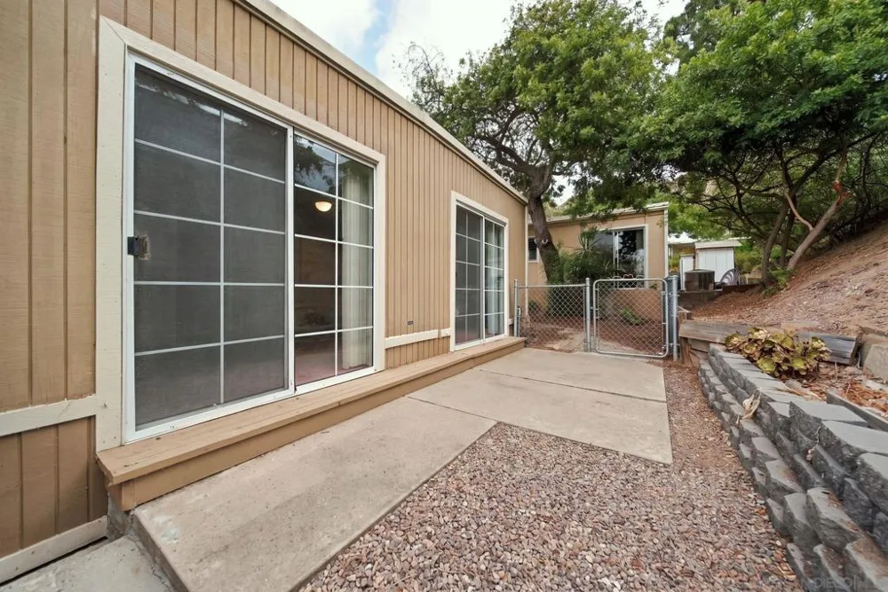 1120 Pepper Dr #SPC 141 El Cajon, CA 92021
