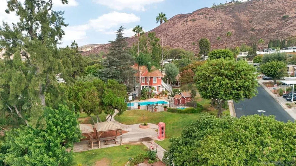 1120 Pepper Dr #SPC 141 El Cajon, CA 92021