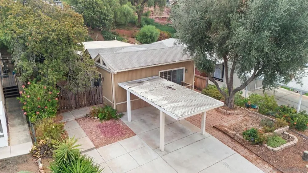 1120 Pepper Dr #SPC 141 El Cajon, CA 92021