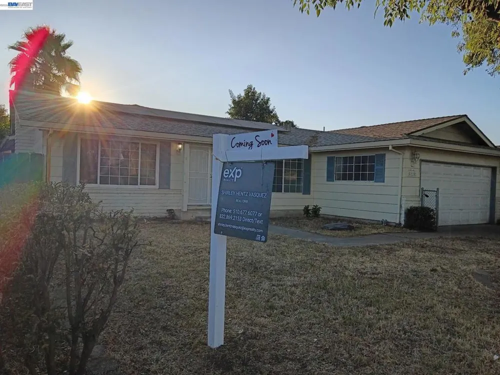 8225 Saratoga Way Stockton, CA 95209