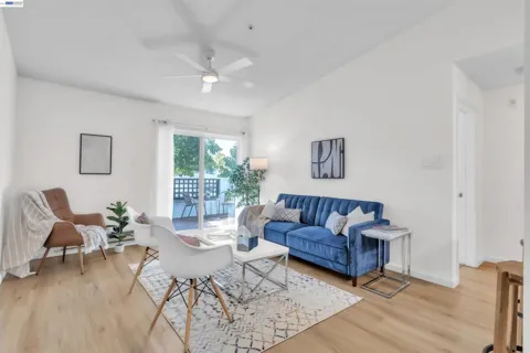 1201 Glen Cove Pkwy #1510