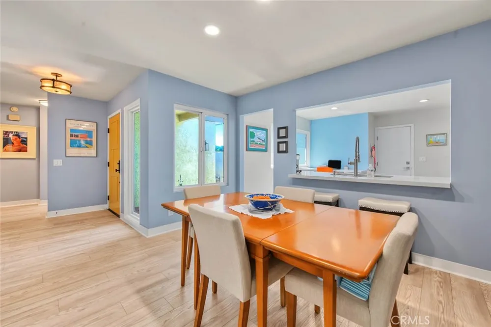 434 Champlain Claremont, CA 91711