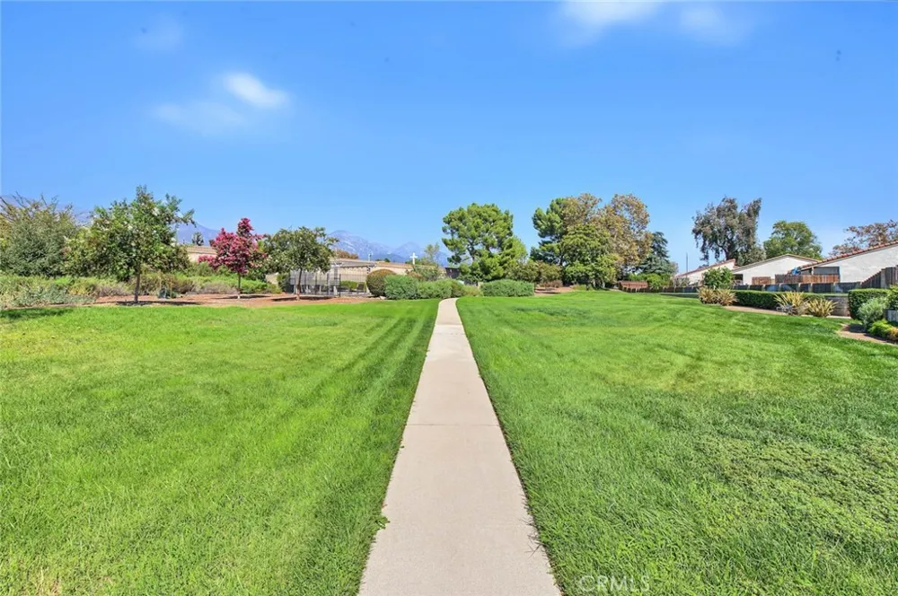 434 Champlain Claremont, CA 91711