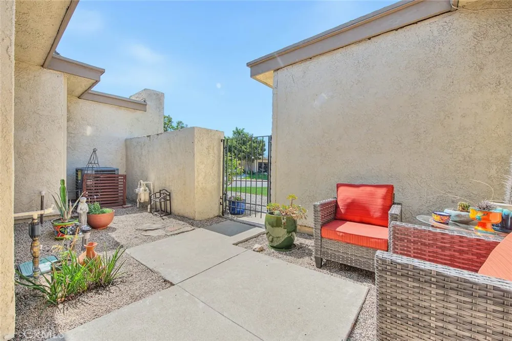 434 Champlain Claremont, CA 91711