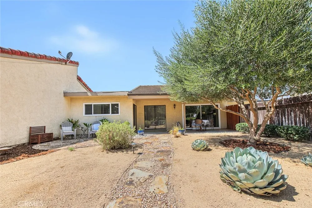 434 Champlain Claremont, CA 91711