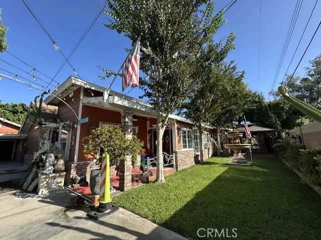 1576 W Orangewood Anaheim, CA 92802
