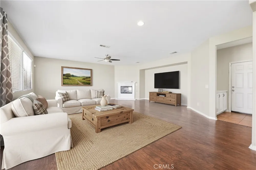 2430 Newberry Street Rosamond, CA 93560