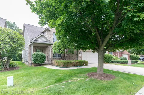 5808 Windstar Circle