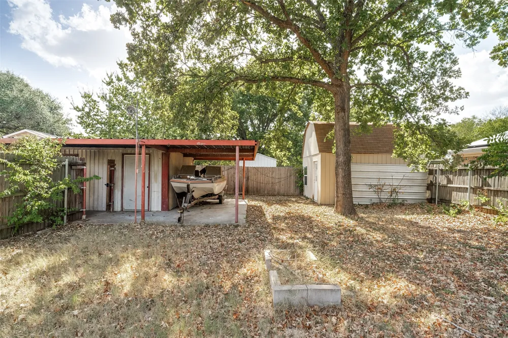 402 Myers Avenue Cleburne, TX 76033