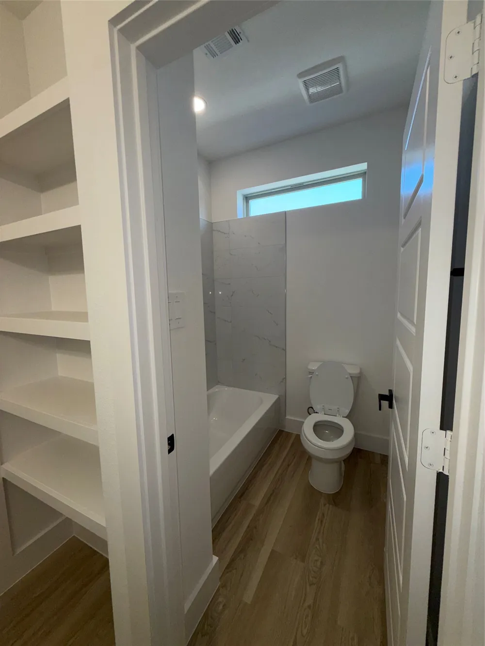 5634 Mesa Circle Dallas, TX 75235