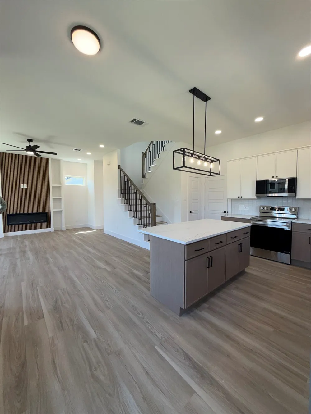5634 Mesa Circle Dallas, TX 75235