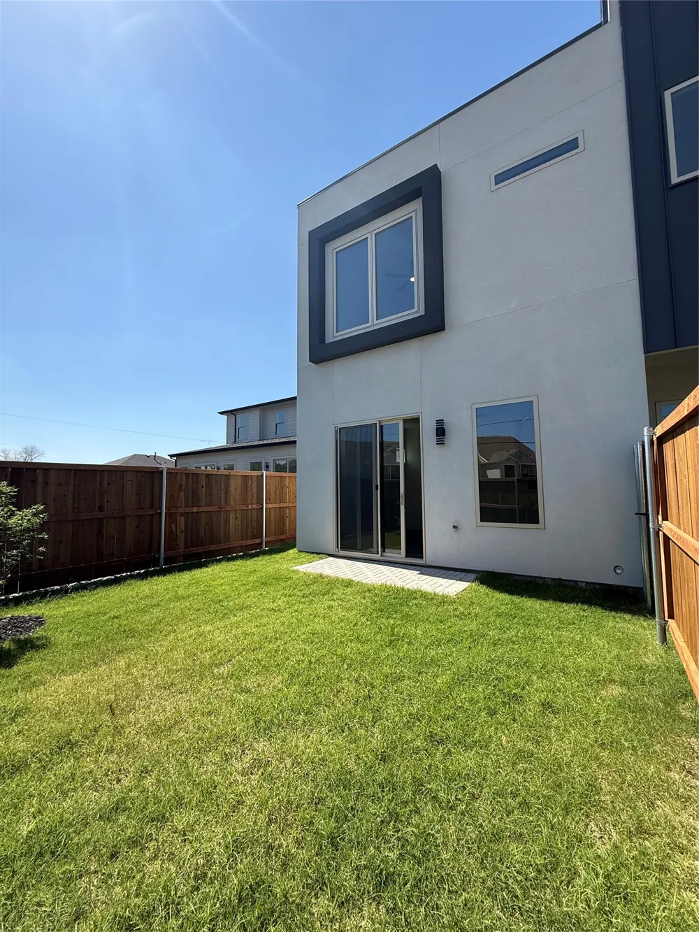 5634 Mesa Circle Dallas, TX 75235