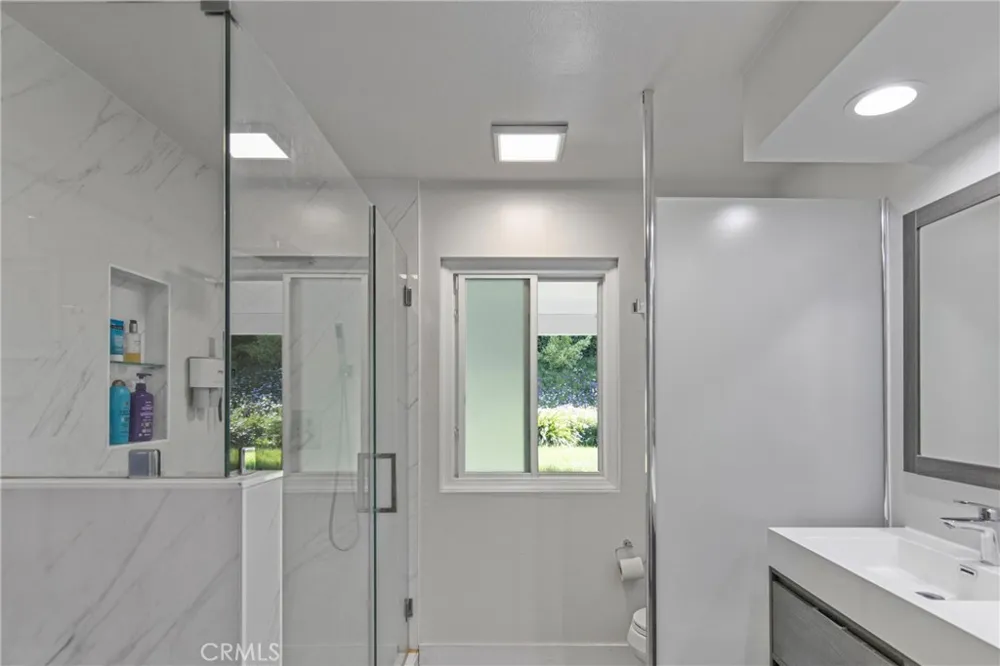 7293 Cirrus Way West Hills, CA 91307