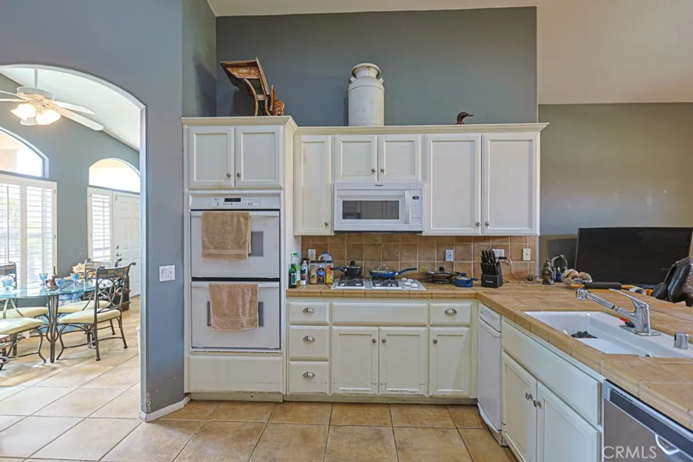 64586 Spyglass Desert Hot Springs, CA 92240