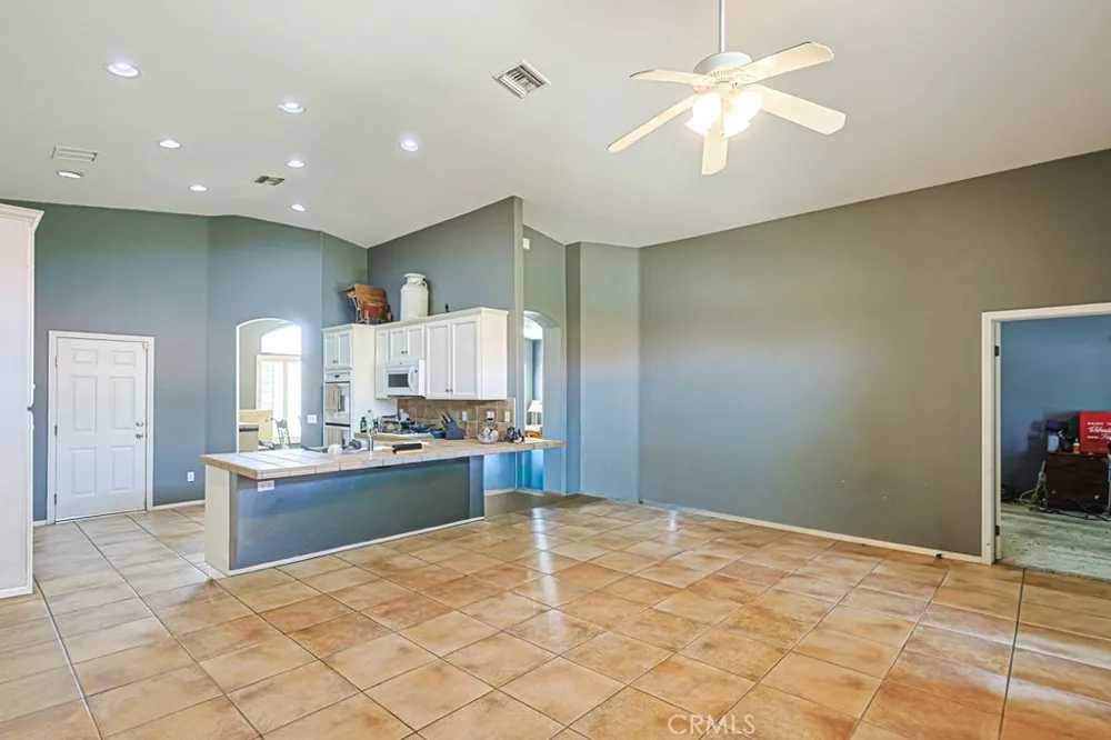 64586 Spyglass Desert Hot Springs, CA 92240