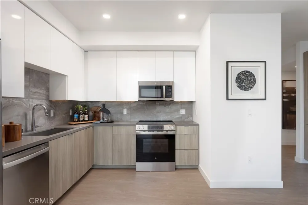511 S Harbor #401 San Pedro, CA 90731
