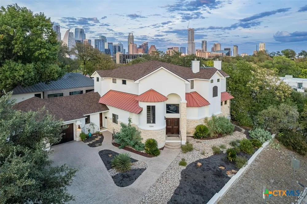 1300 Bluff Street Austin, TX 78704