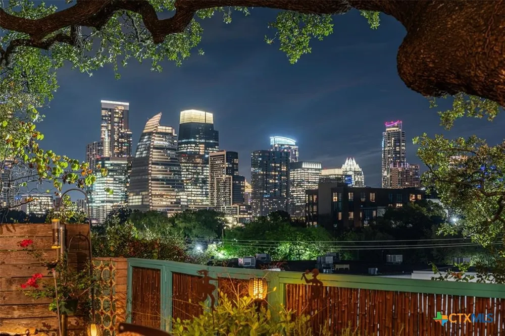 1300 Bluff Street Austin, TX 78704