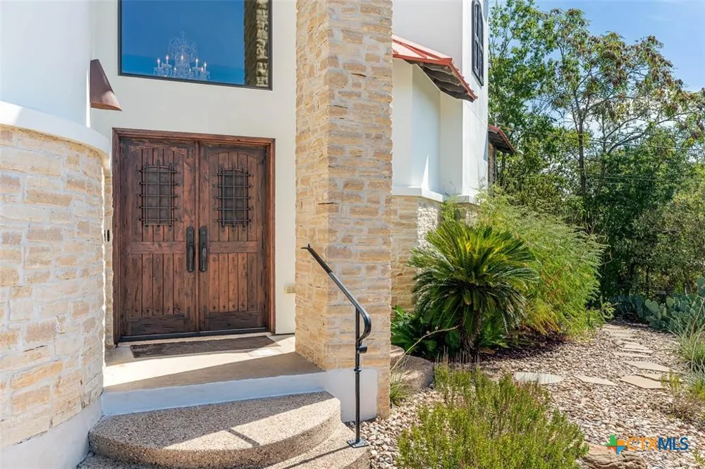 1300 Bluff Street Austin, TX 78704