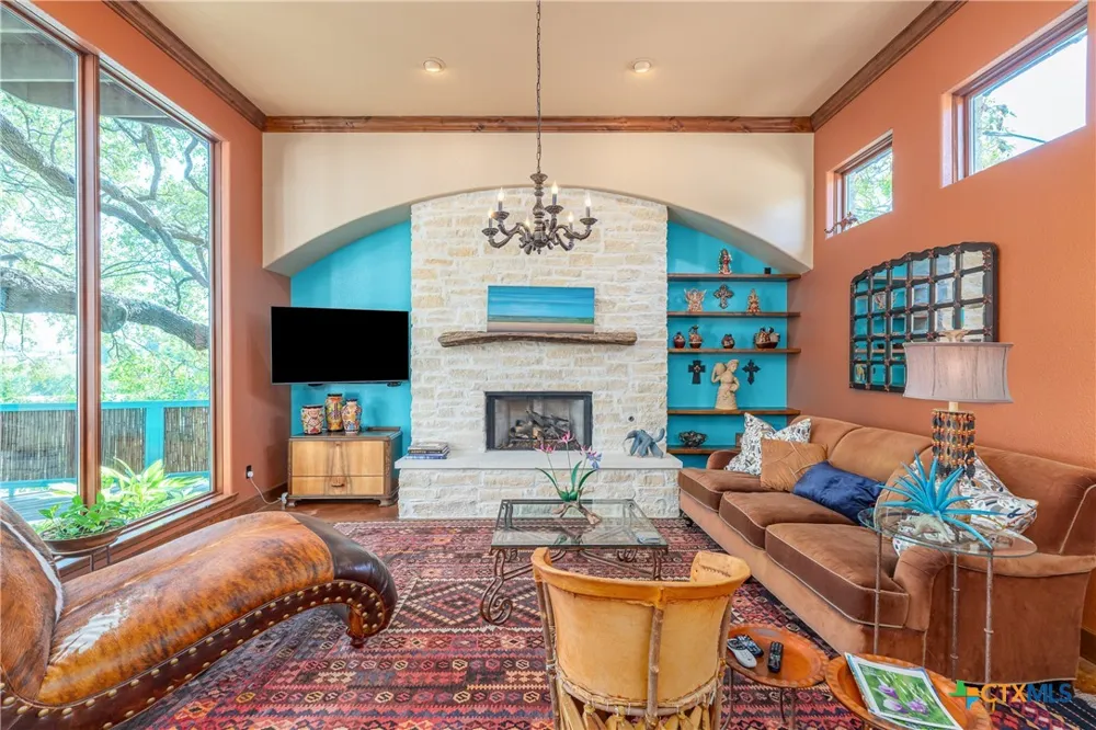 1300 Bluff Street Austin, TX 78704