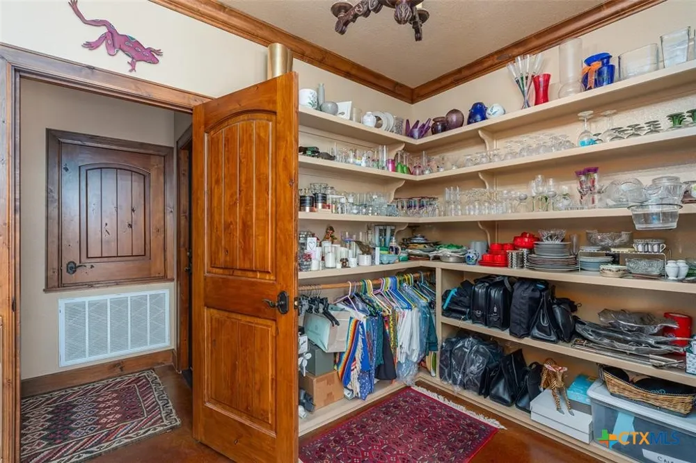 1300 Bluff Street Austin, TX 78704