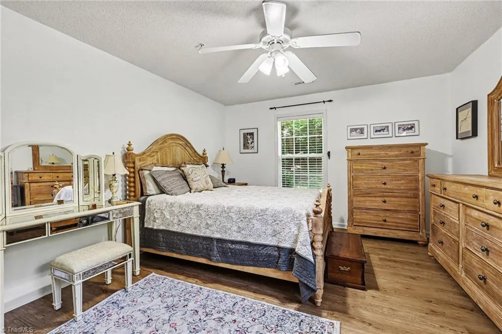 2012 Salem Bluff Drive Winston-Salem, NC 27127