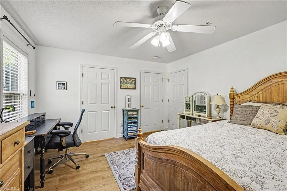 2012 Salem Bluff Drive Winston-Salem, NC 27127