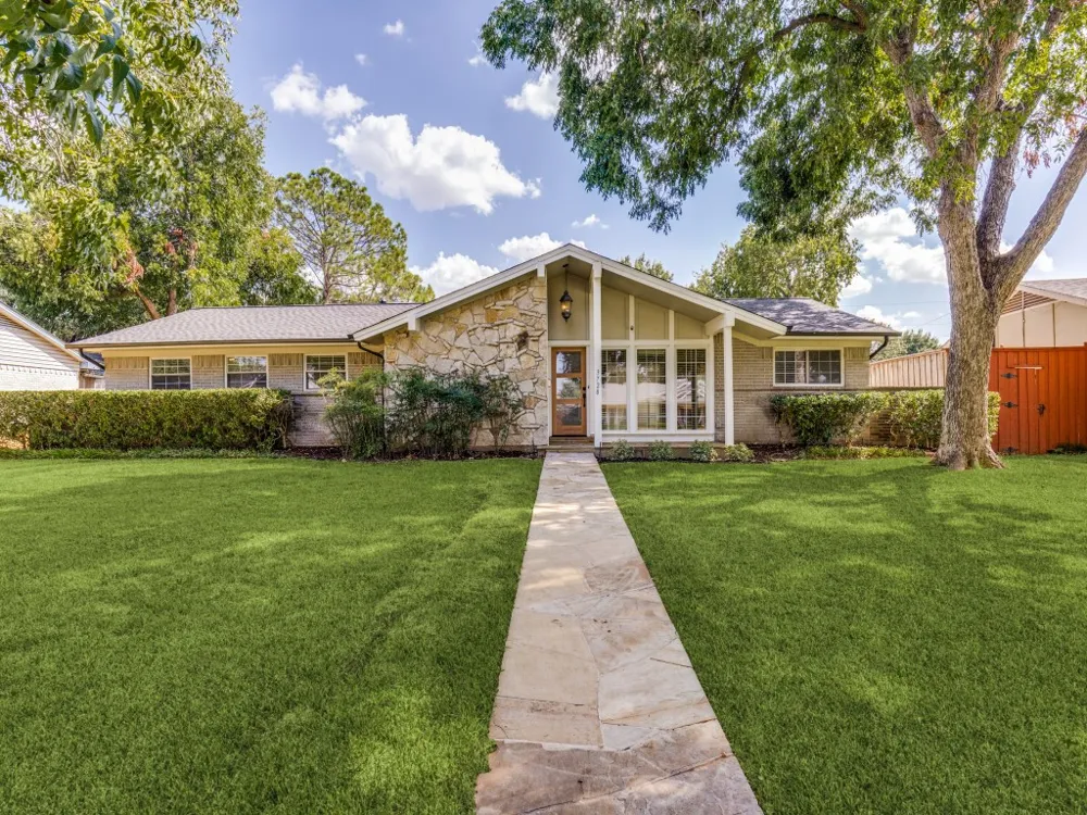 3728 Clubway Lane Farmers Branch, TX 75244
