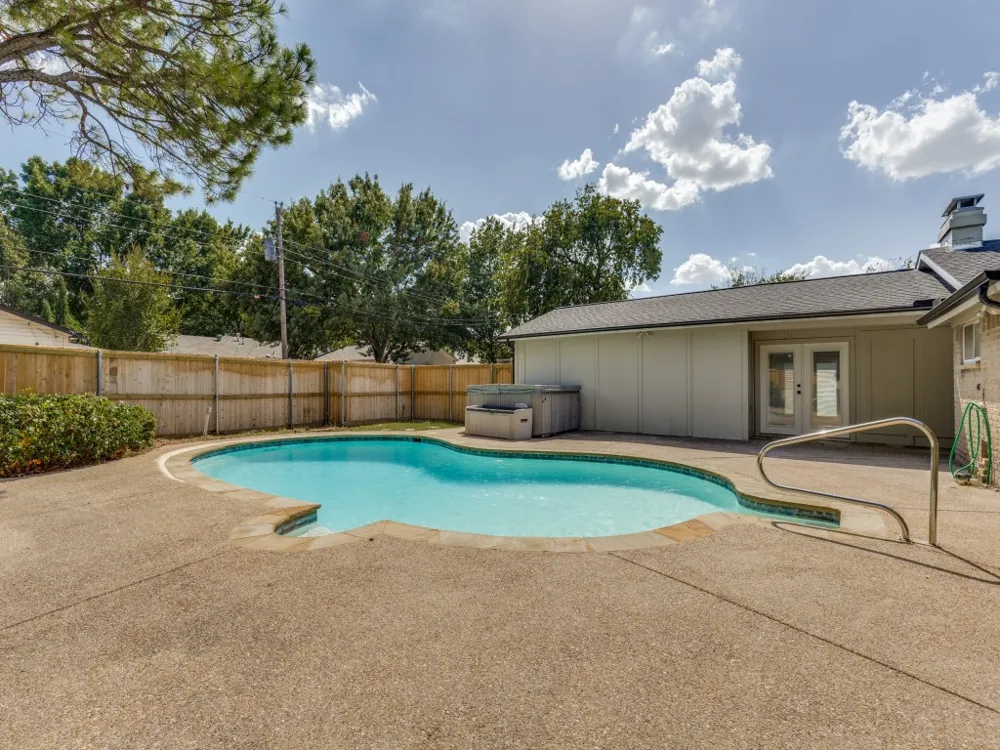 3728 Clubway Lane Farmers Branch, TX 75244