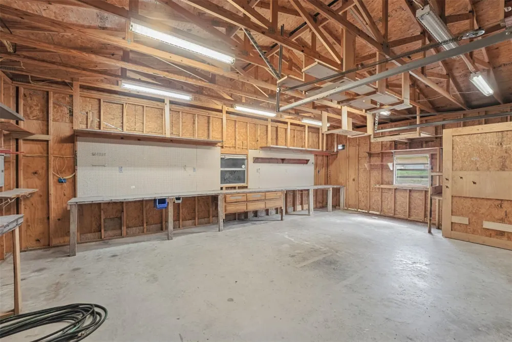 15276 Capitol Hill Road Montgomery, TX 77316