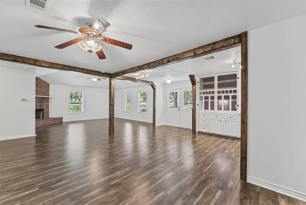 15276 Capitol Hill Road Montgomery, TX 77316