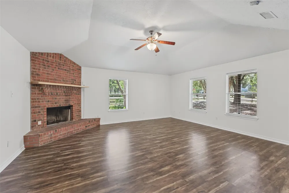 15276 Capitol Hill Road Montgomery, TX 77316