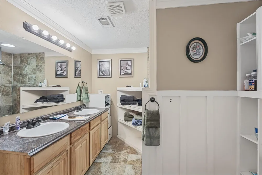 15276 Capitol Hill Road Montgomery, TX 77316