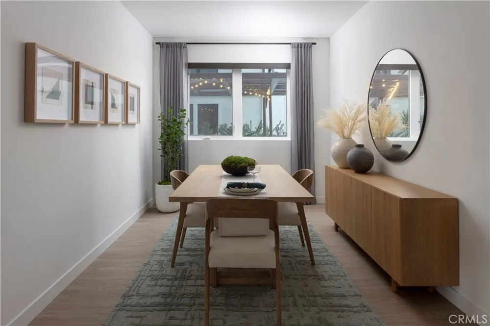 511 S Harbor #819 San Pedro, CA 90731