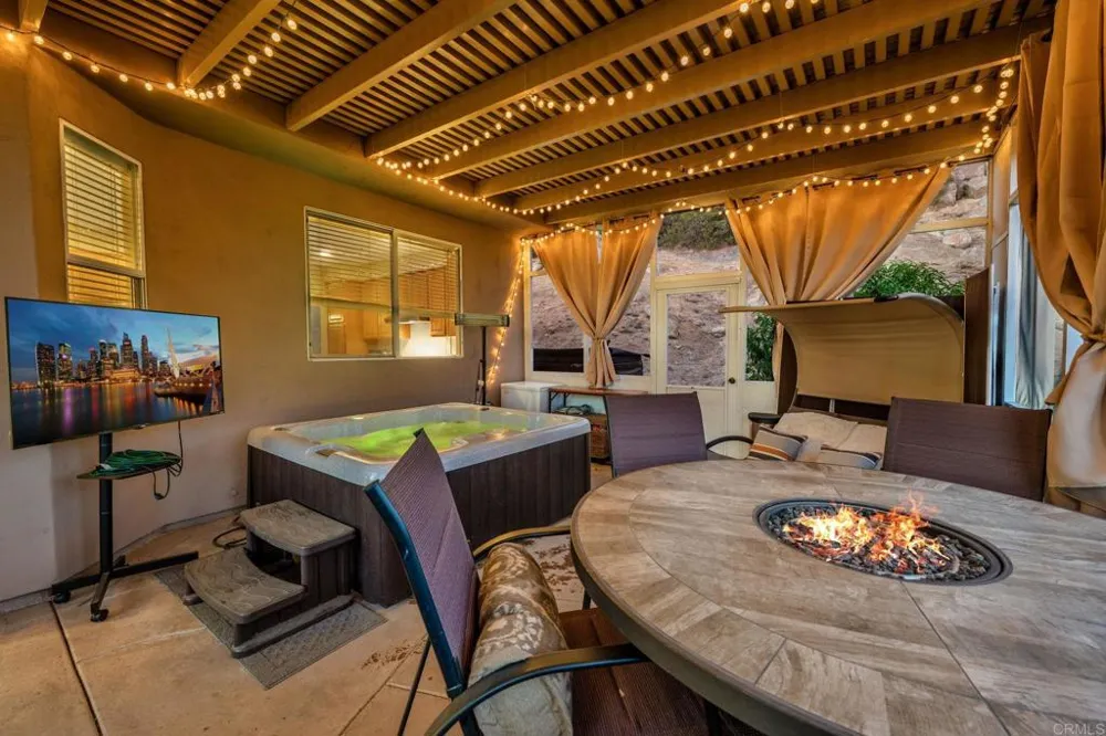 15844 Broad Oaks Road El Cajon, CA 92021