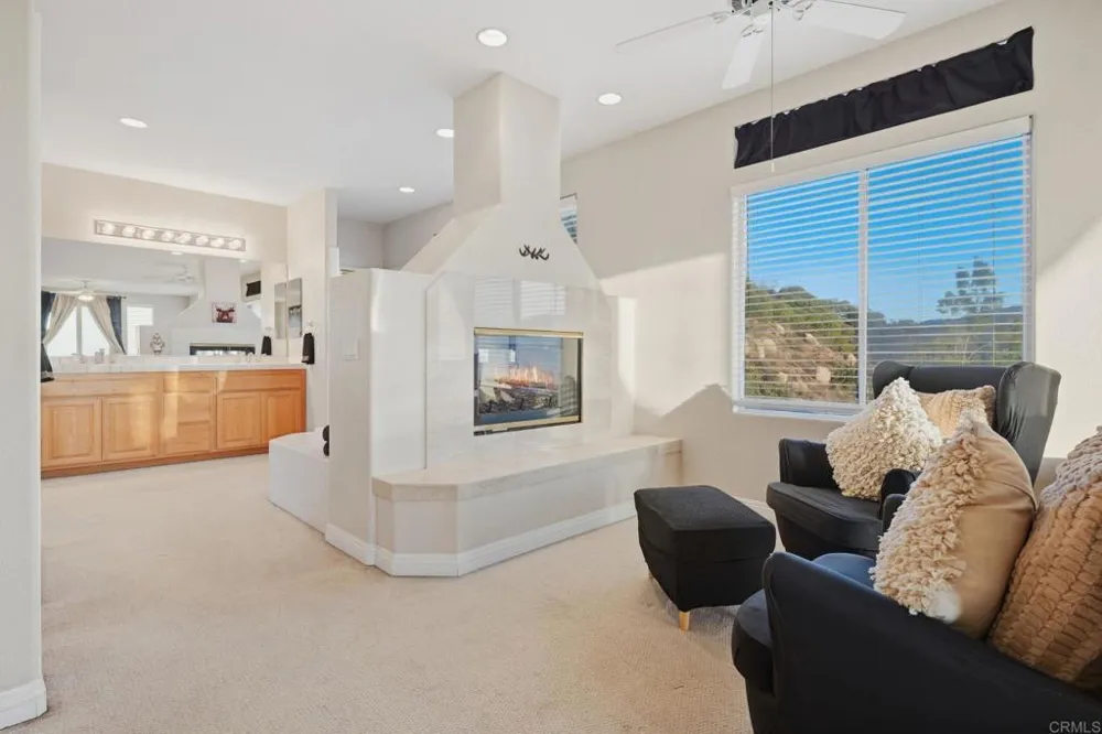 15844 Broad Oaks Road El Cajon, CA 92021