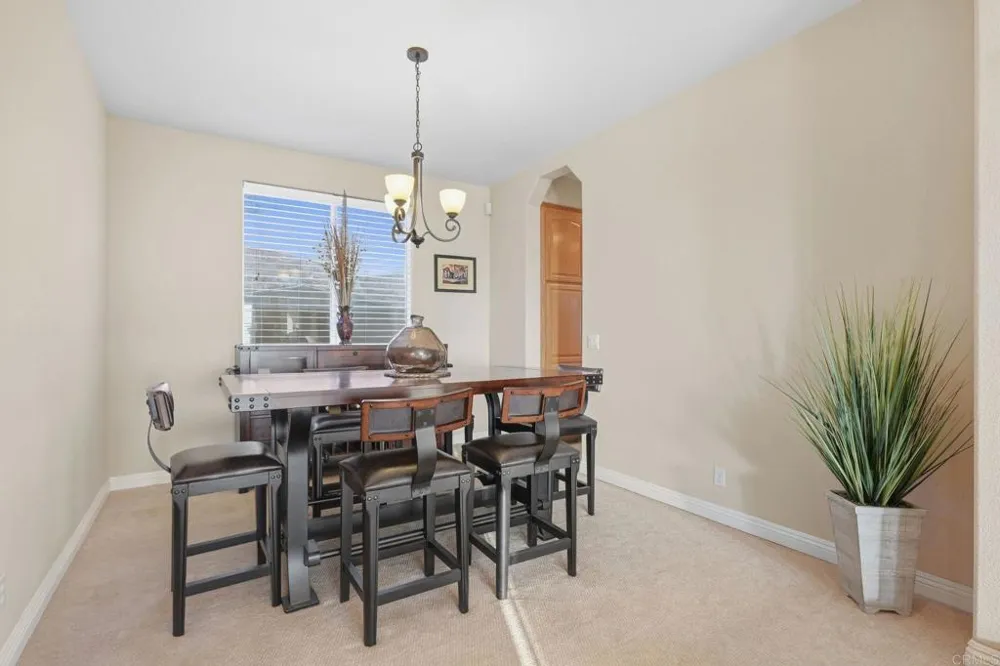 15844 Broad Oaks Road El Cajon, CA 92021