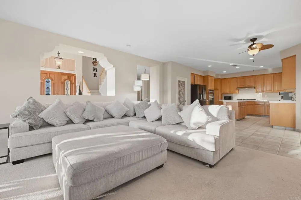 15844 Broad Oaks Road El Cajon, CA 92021