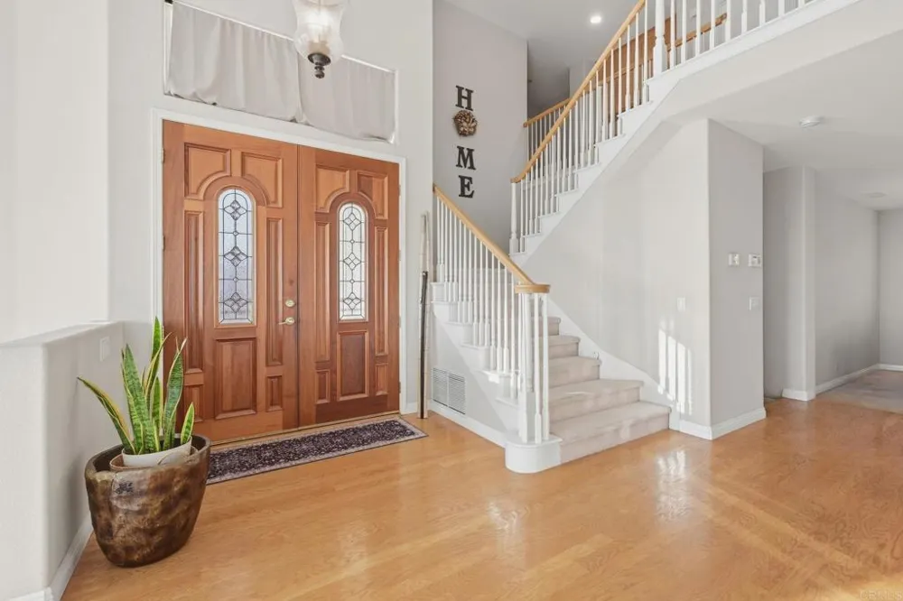 15844 Broad Oaks Road El Cajon, CA 92021