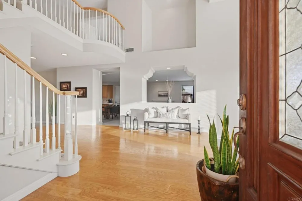 15844 Broad Oaks Road El Cajon, CA 92021