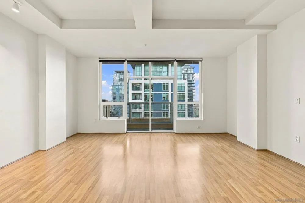 350 W Ash #1106 San Diego, CA 92101