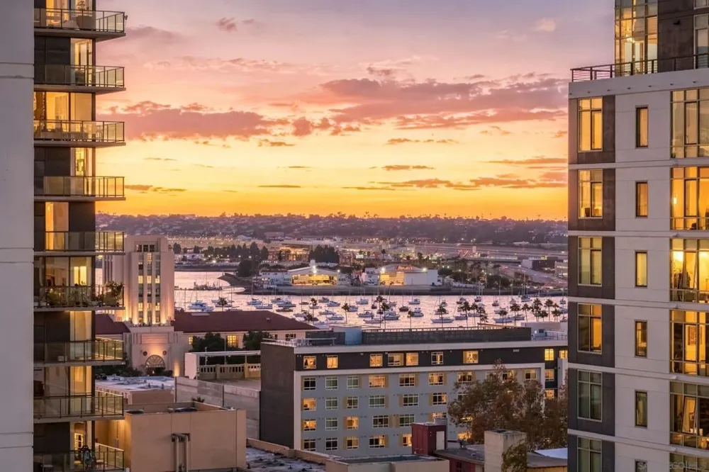 350 W Ash #1106 San Diego, CA 92101