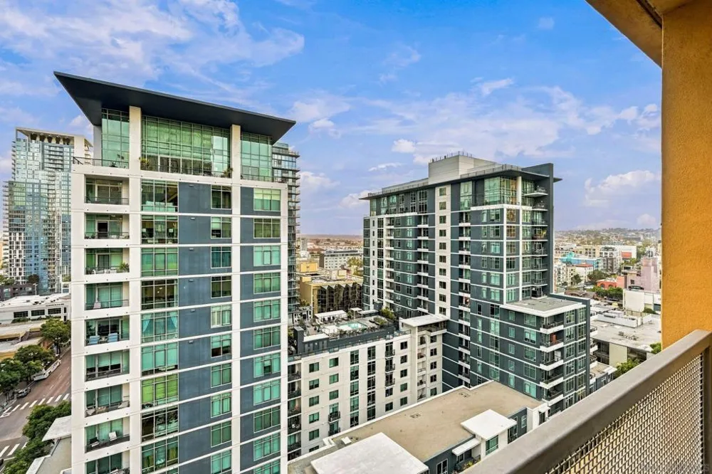 350 W Ash #1106 San Diego, CA 92101