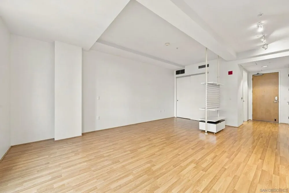 350 W Ash #1106 San Diego, CA 92101