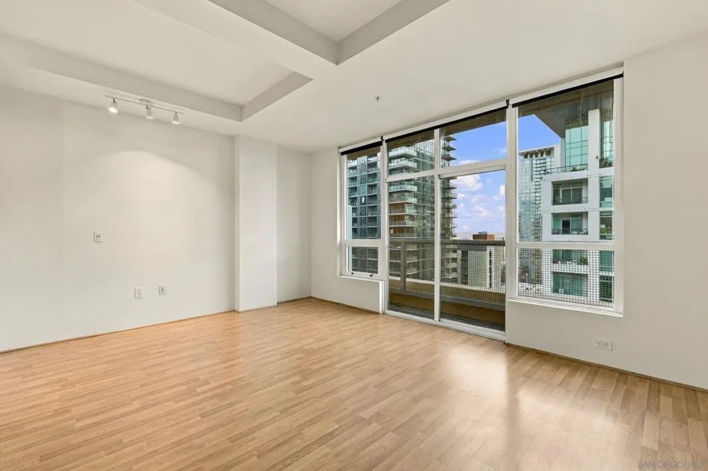 350 W Ash #1106 San Diego, CA 92101