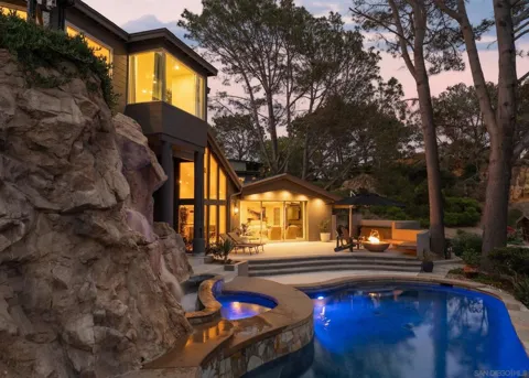 390 Hidden Pines Rd